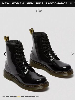 New Dr. Marten’s 1460 Junior Patent Leather Lace Up Boots